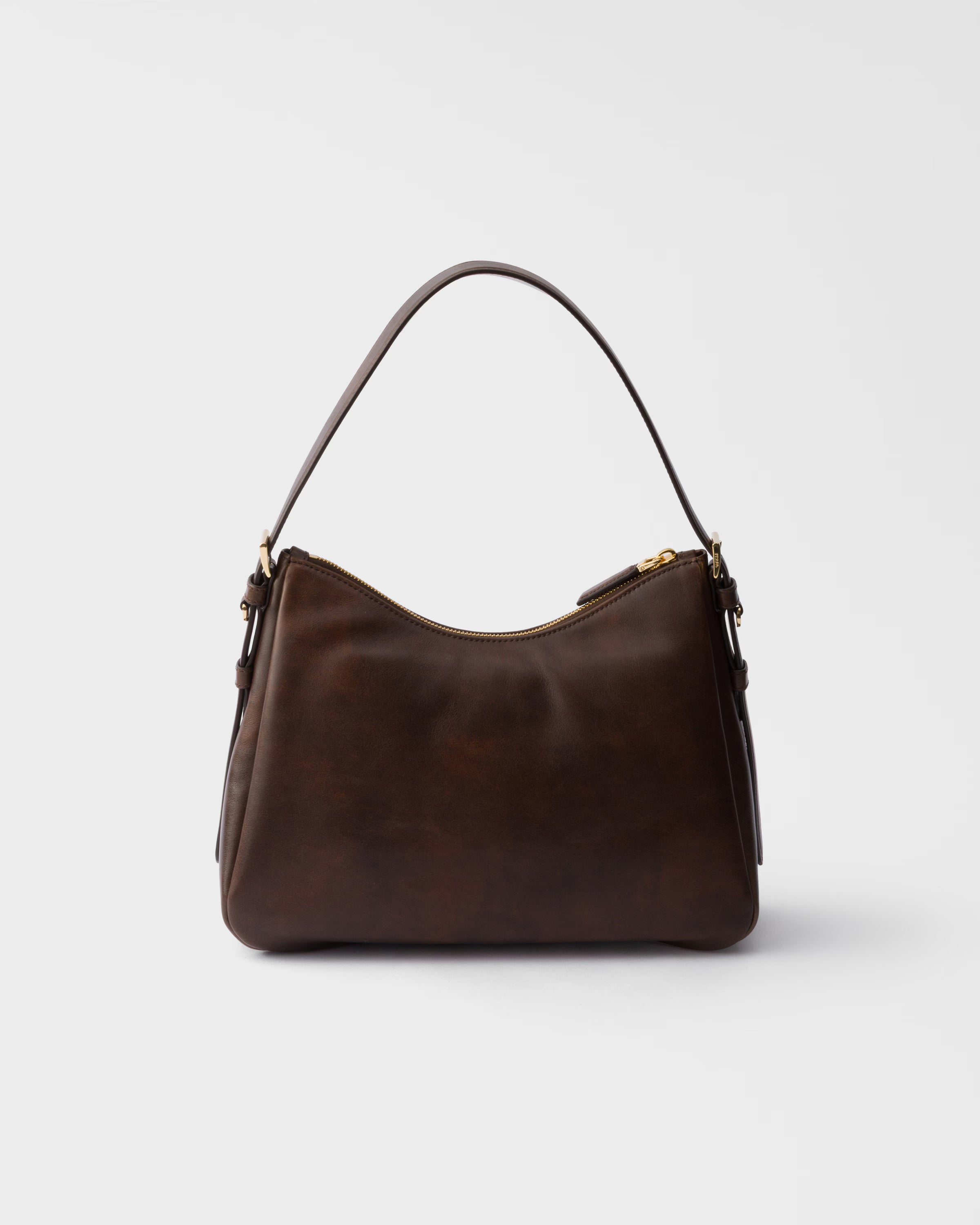 Darsen Sleek Medium Shoulder Bag
